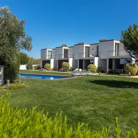 Villa Blue H - 10 Min Walk To The