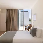 Blue H - 10 Min Walk To The Villa *