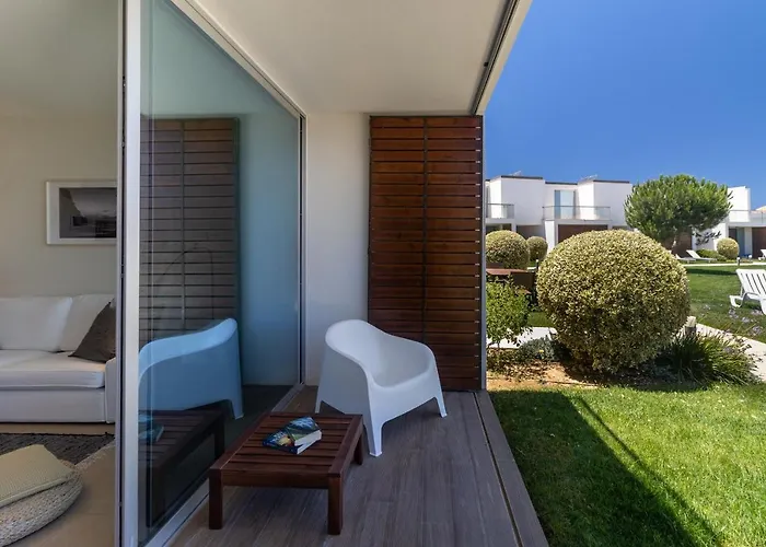 Blue H - - 10 Min Walk To The Villa *