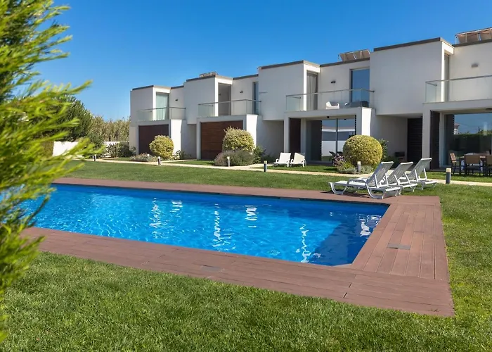 Blue H - - 10 Min Walk To The Villa